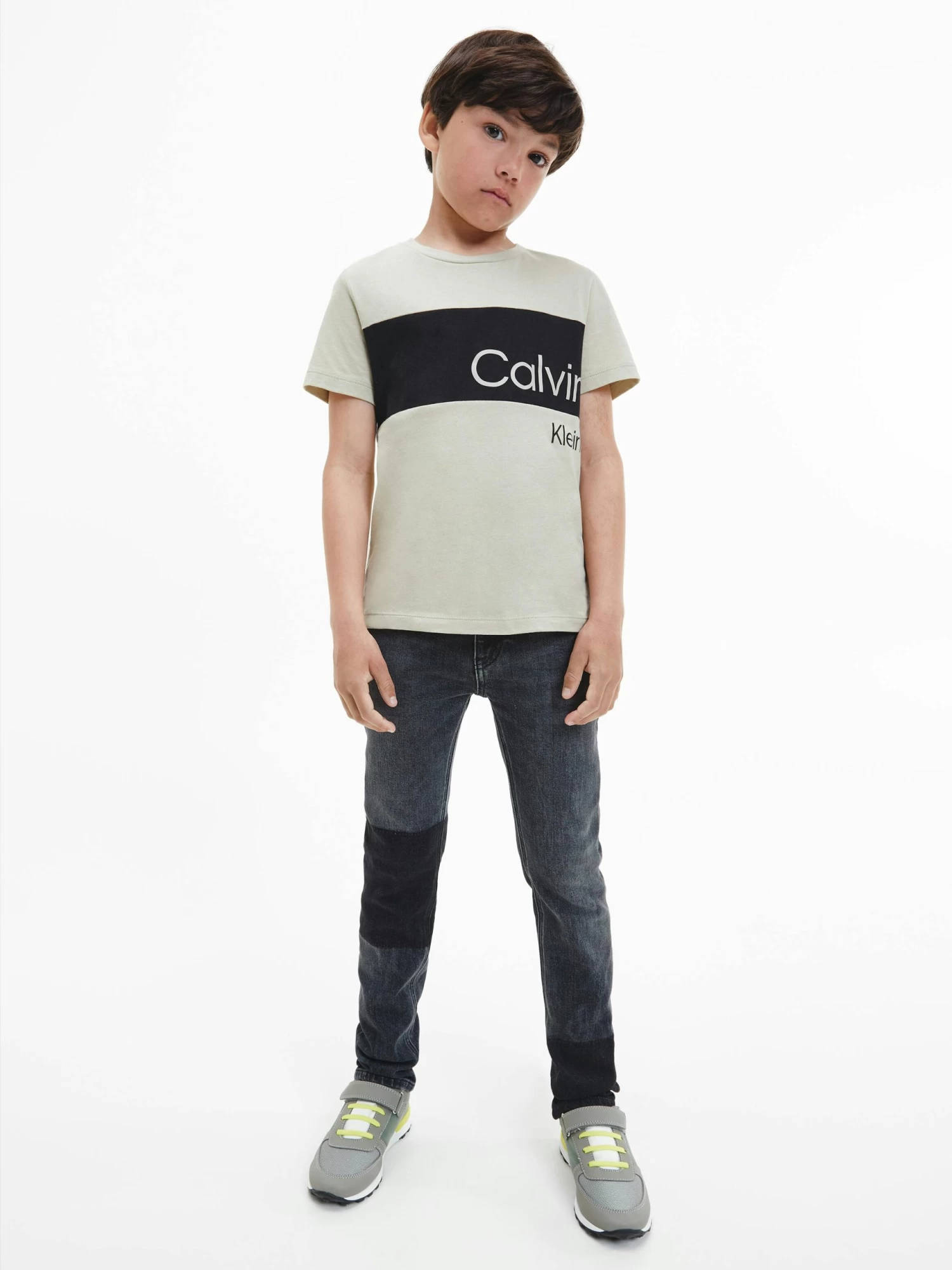 Calvin Klein Boys 8-16 Colour Block Logo T-Shirt - Image 10