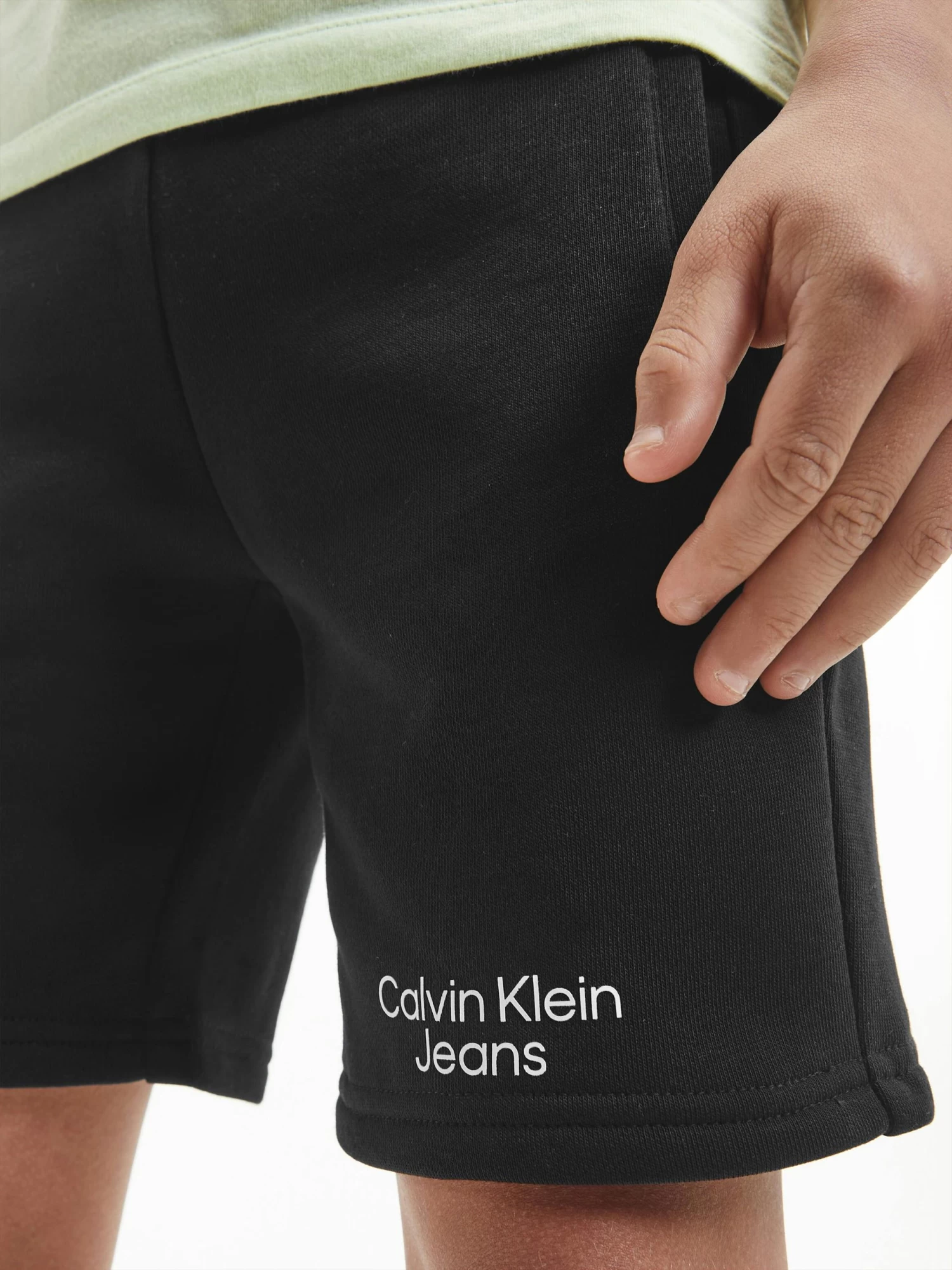 Calvin Klein Boys 8-16 Slim Jogger Shorts - Image 10