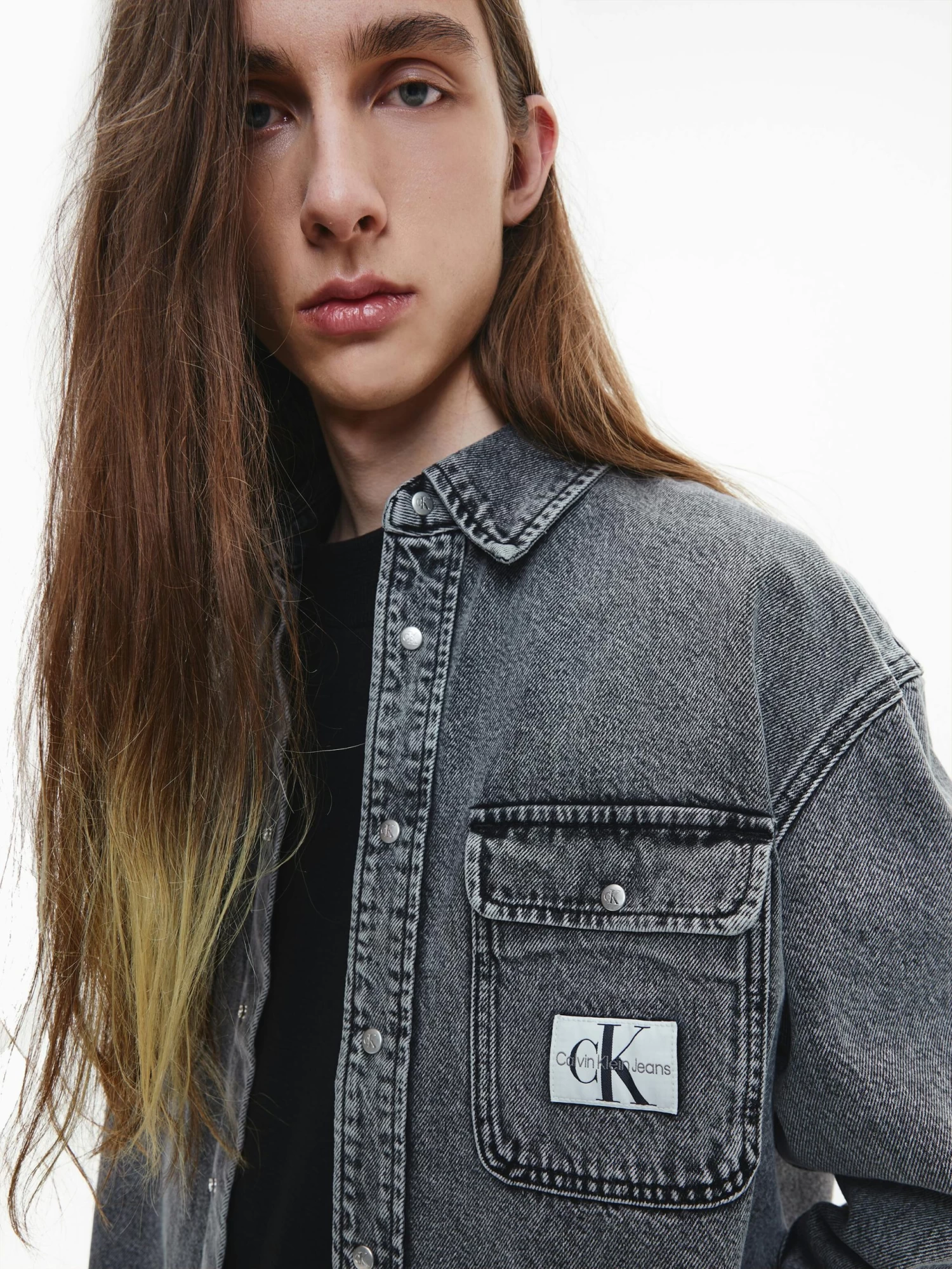 Calvin Klein Oversized Denim Shirt - Image 3