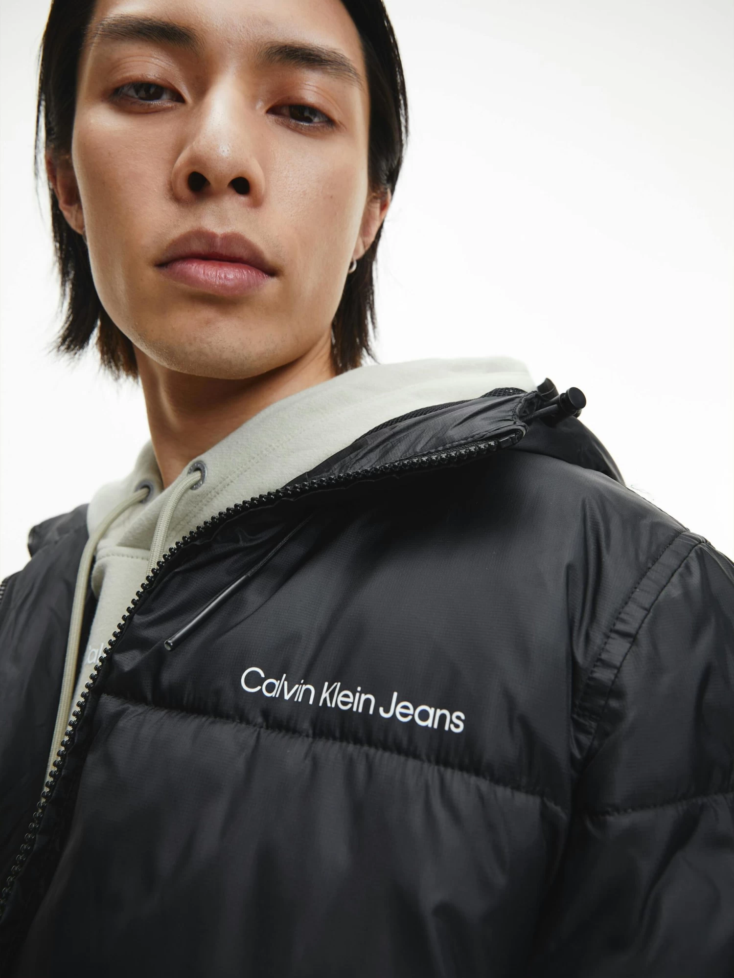 Calvin Klein Recycled Polyester Puffer Jacket - Image 3