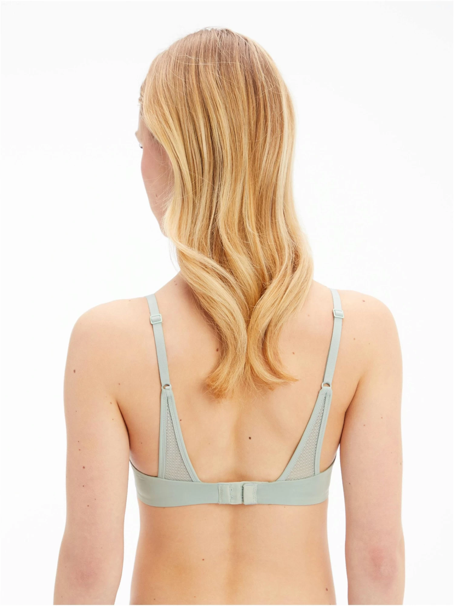 Calvin Klein Perfectly Fit Flex Lightly Lined Demi Bra - Image 2