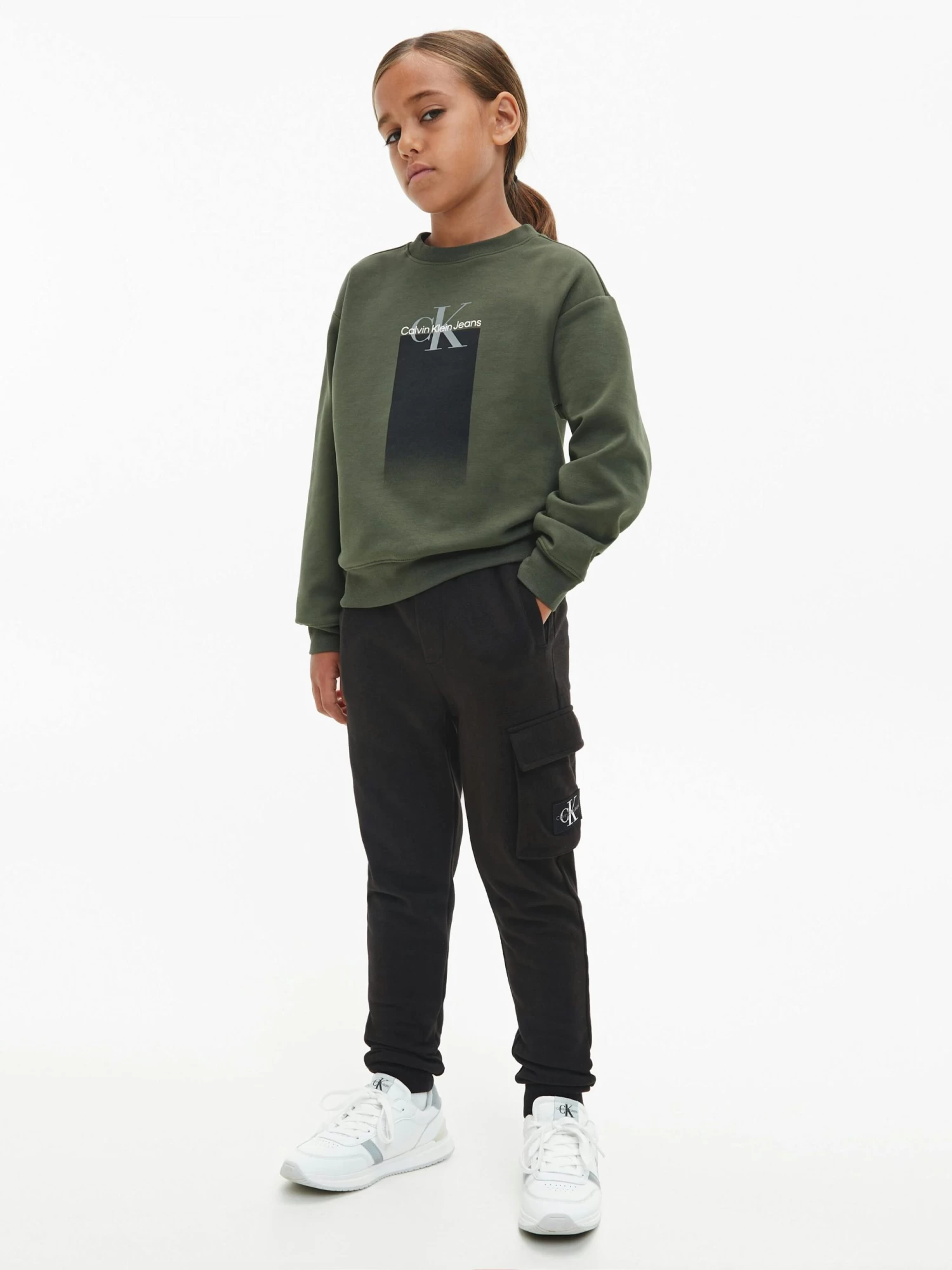Calvin Klein Boys 8-16 Logo Sweatshirt - Image 9