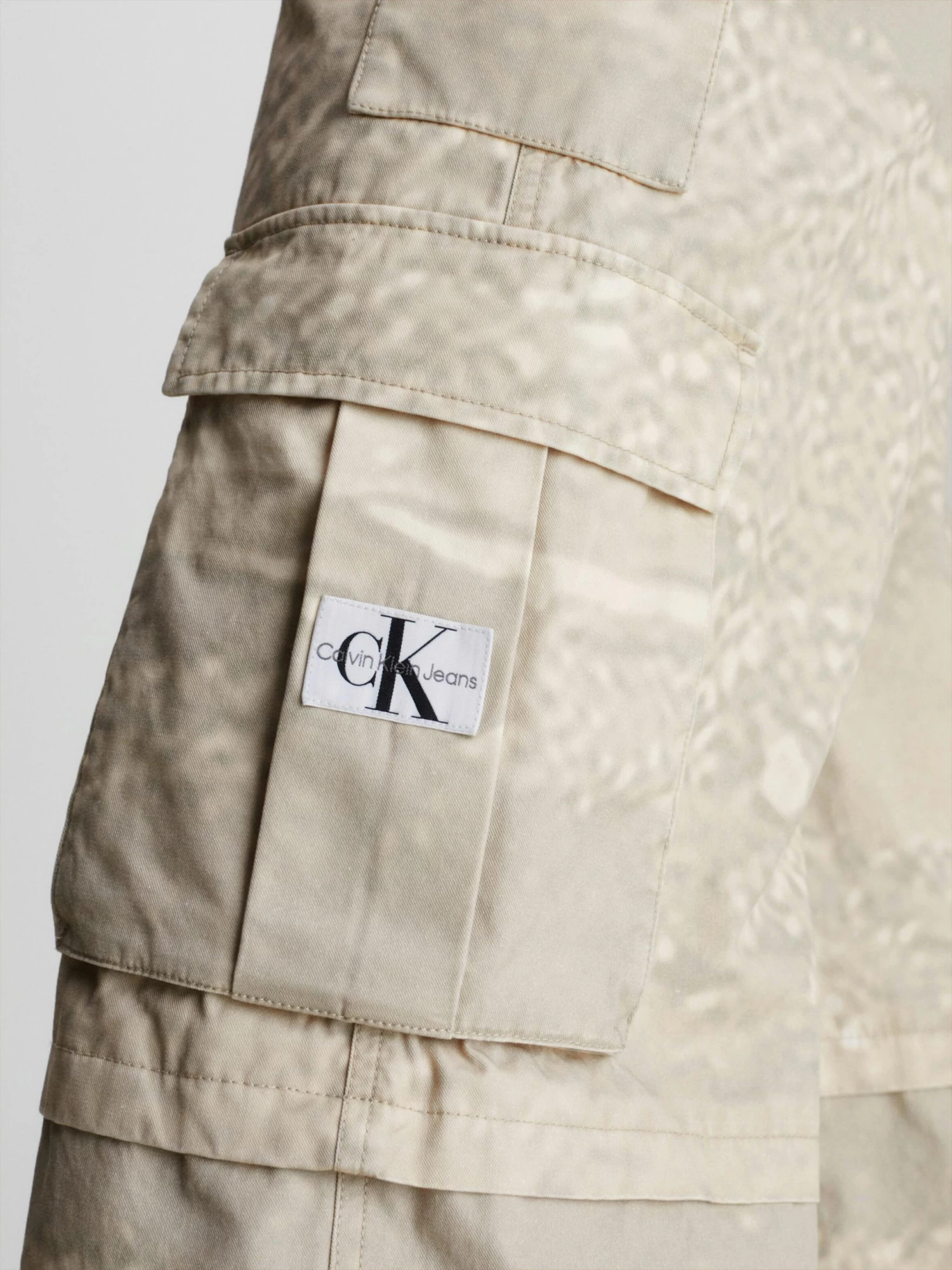 Calvin Klein Relaxed Printed Cargo Pants - Image 3