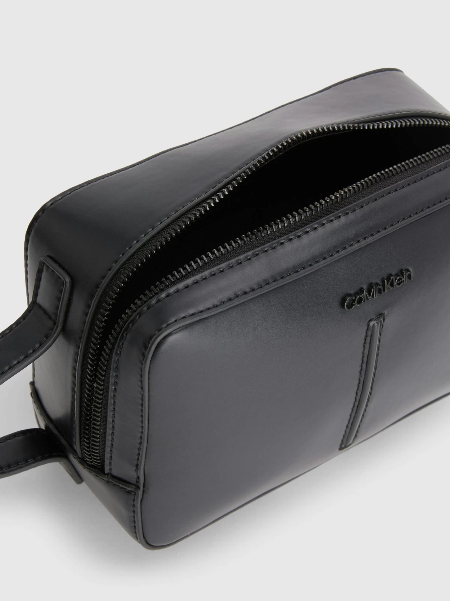 Calvin Klein Wash Bag - Image 3