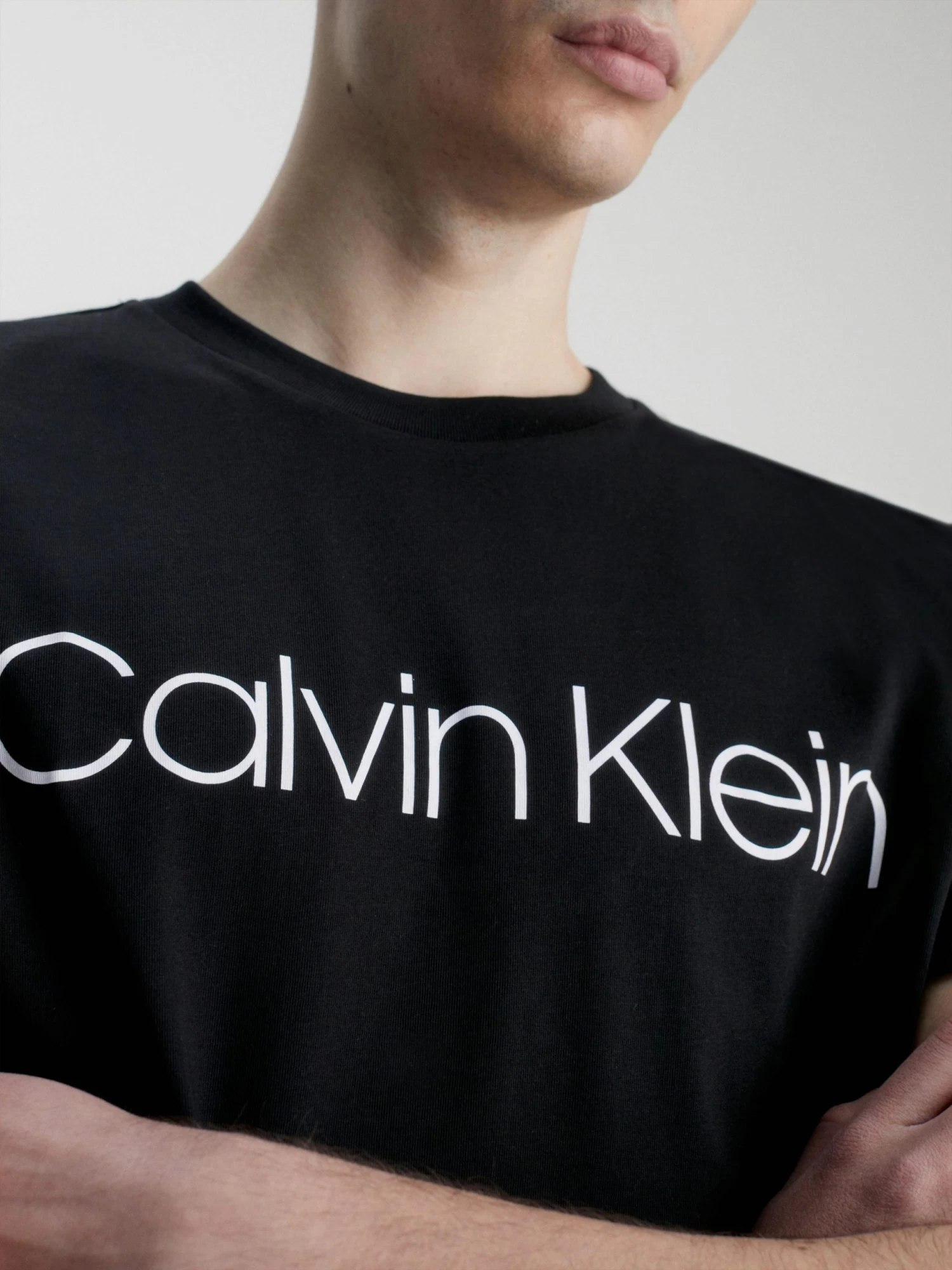 Calvin Klein Logo T-Shirt - Image 3
