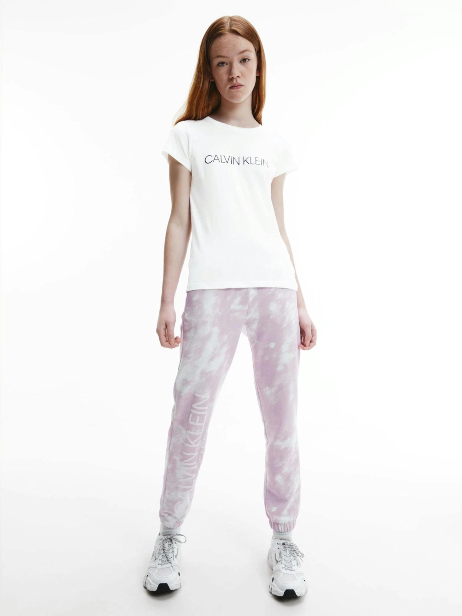 Calvin Klein Girls 4-7 Slim Organic Cotton Logo T-Shirt - Image 5