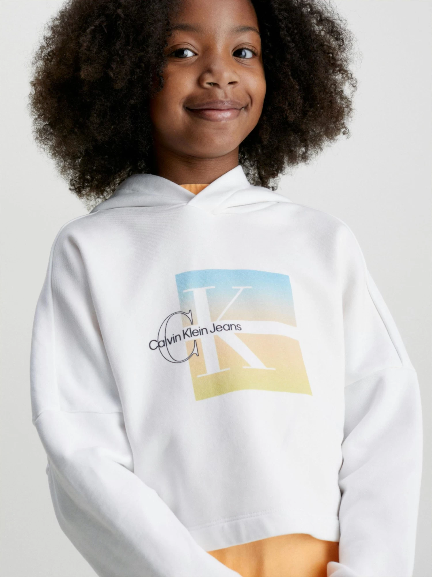Calvin Klein Girls 4-7 Boxy Logo Graphic Hoodie - Image 4