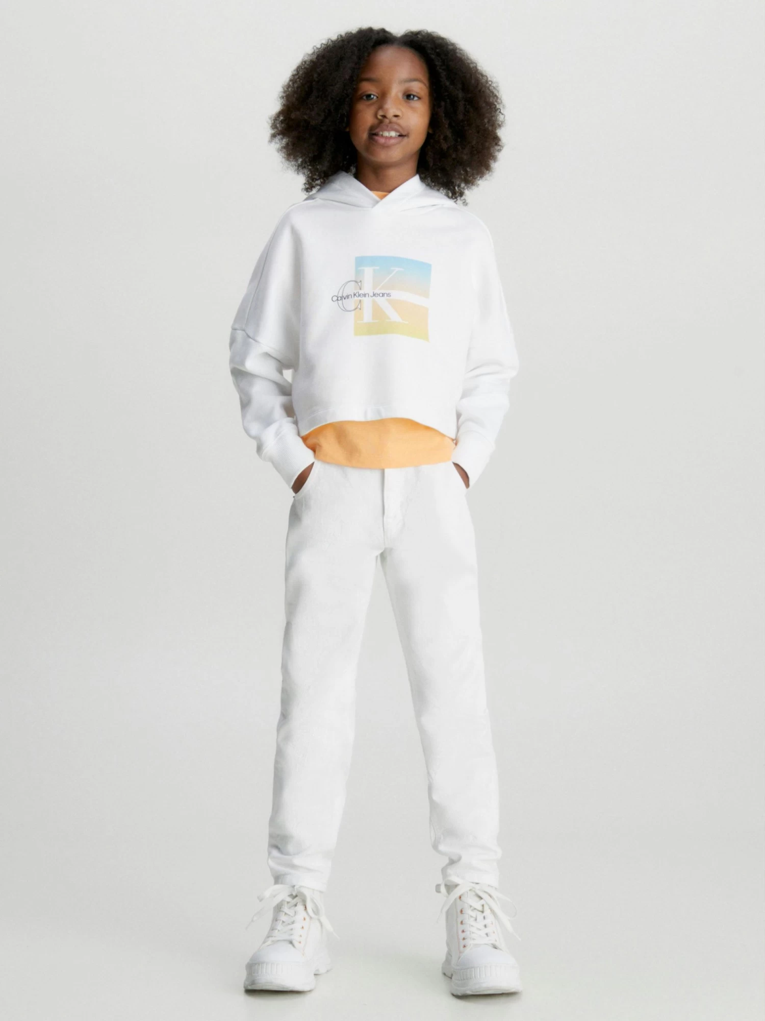 Calvin Klein Girls 4-7 Boxy Logo Graphic Hoodie - Image 5