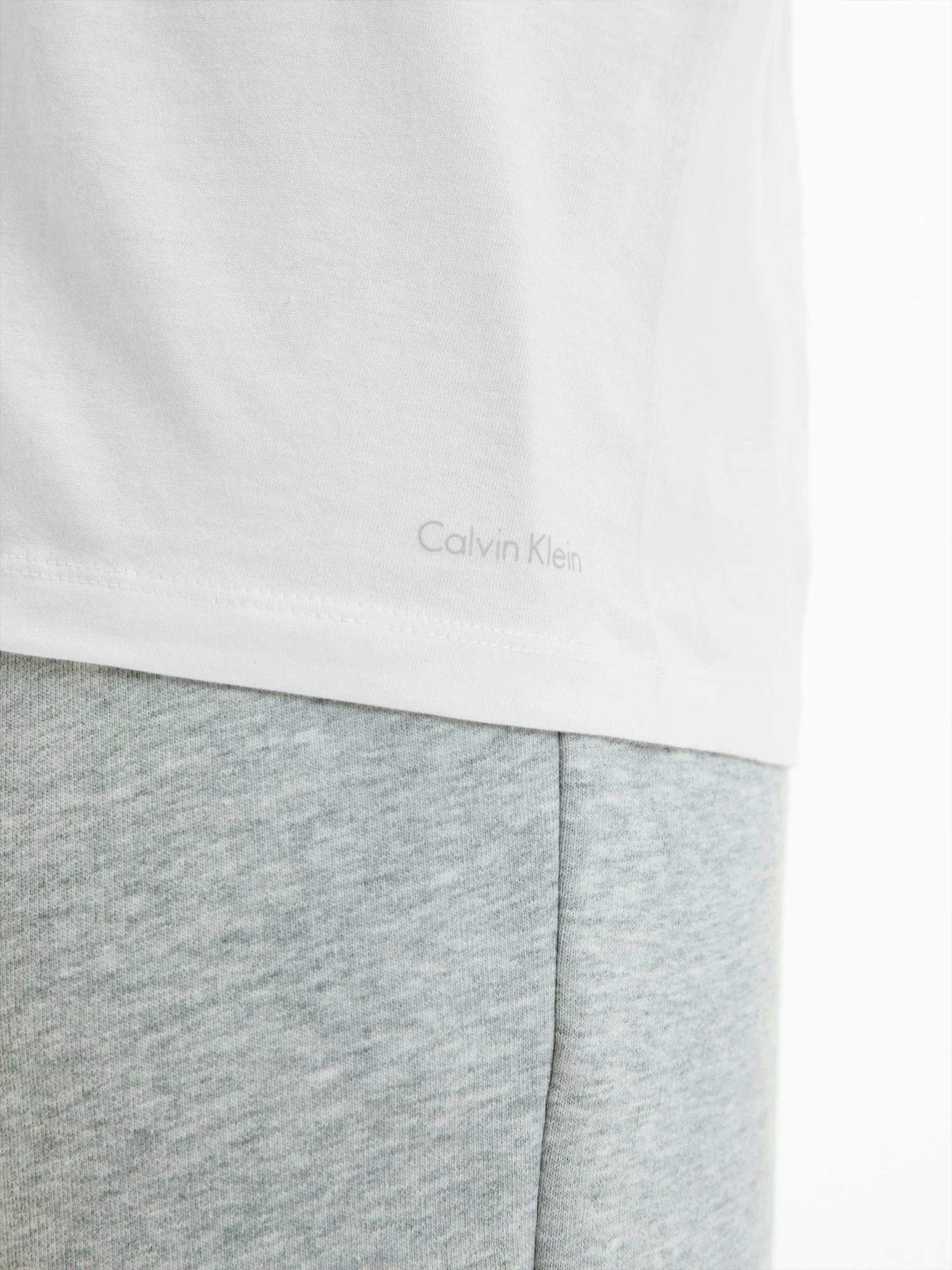 Calvin Klein Cotton Classics 3 Pack T-Shirts - Image 4