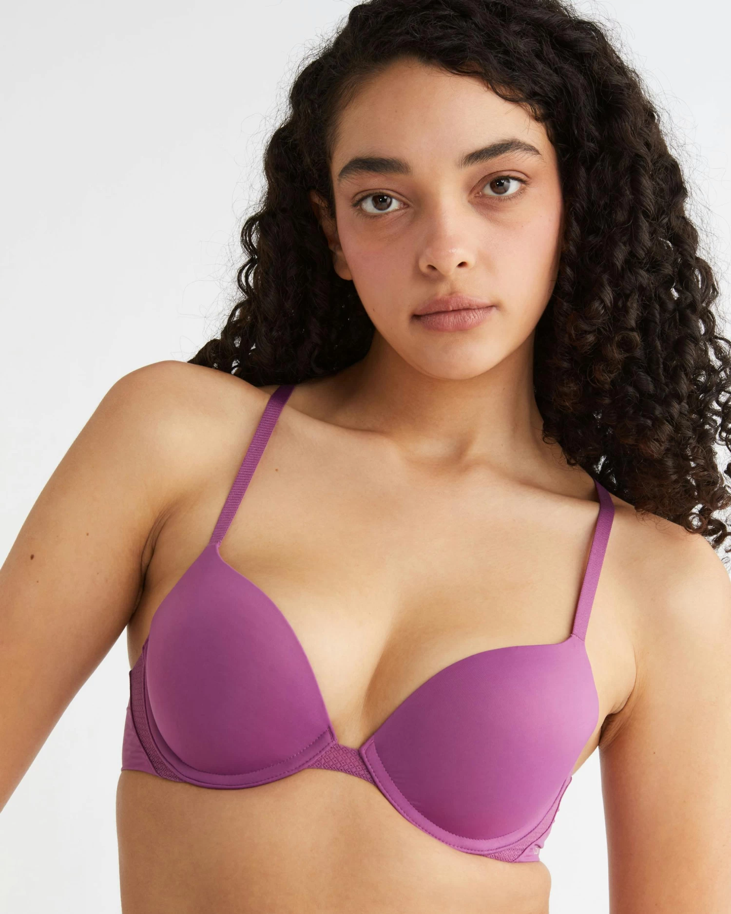 Calvin Klein Perfectly Fit Flex Push Up Plunge Bra - Image 3