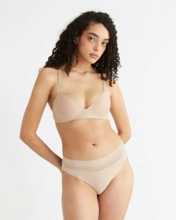 Calvin Klein Seductive Comfort Light Lift Wireless Demi Bra